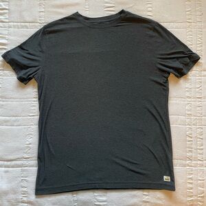 Vuori Charcoal Gray Strato Men's Short Sleeve Tee